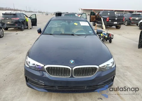 2019 BMW 530I z USA, uszkodzony, nr VIN WBAJA5C5XKWW10345